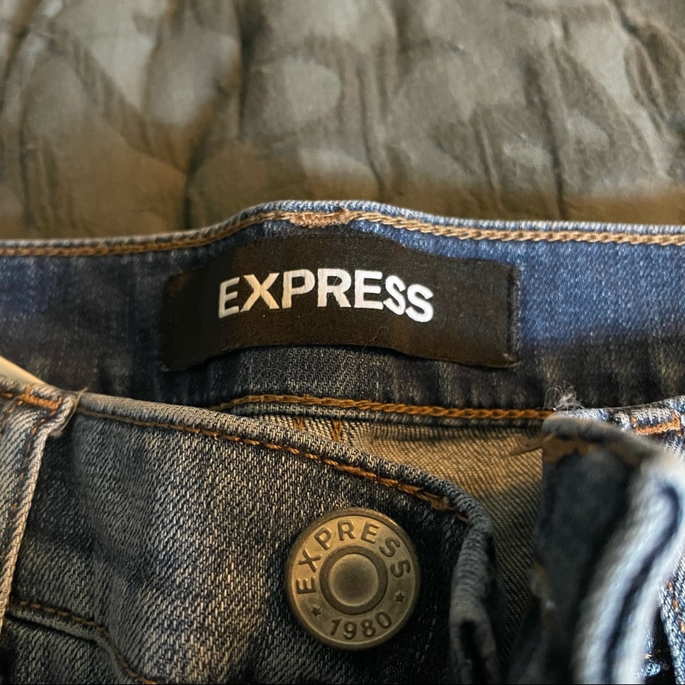 Like New Womans Express Jeans - Picture 4 of 8